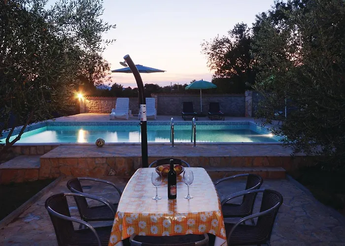 Semesterbostad Activity In Kakma Polaca