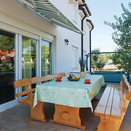 Holiday home 4 Bedroom Lovely In Kakma *